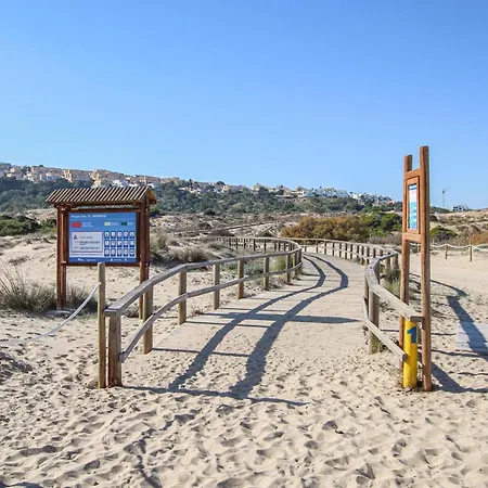 Gorgeous In Διαμέρισμα Arenales del Sol